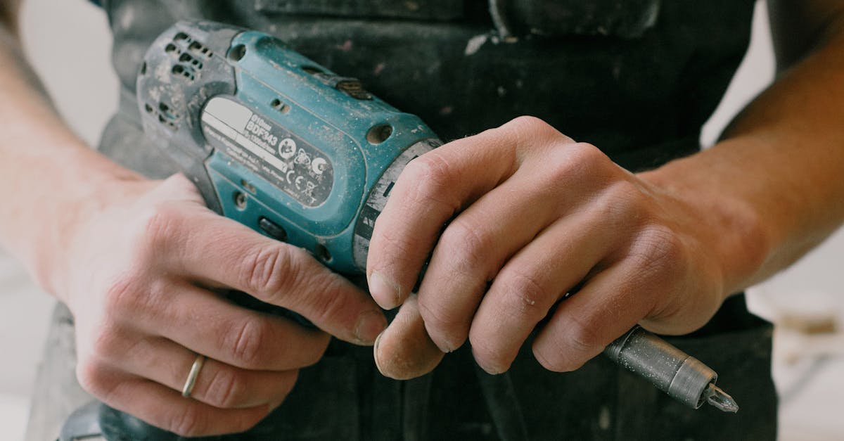 Top 5 Common Plumbing Issues and How a Handyman Can Fix Them